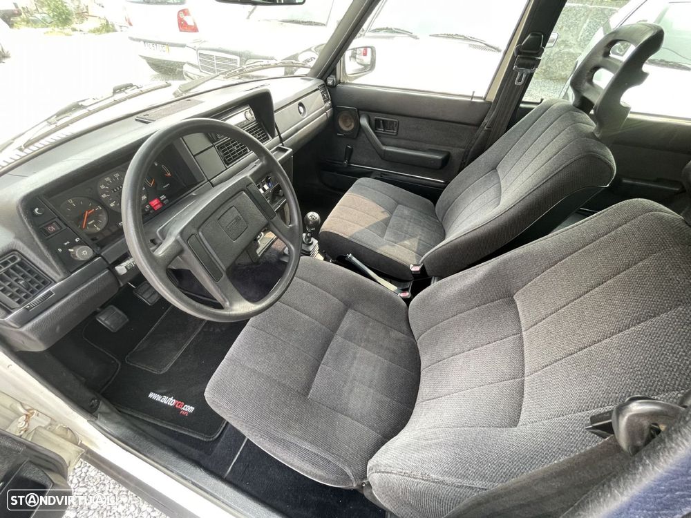 Volvo 240 GL - 8