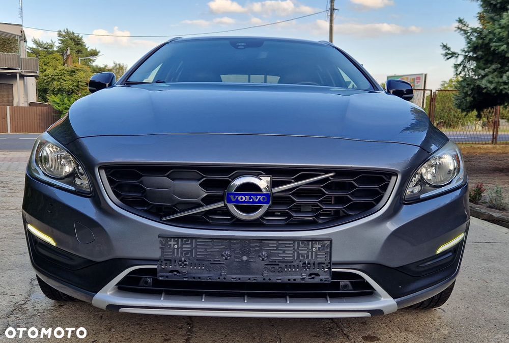 Volvo V60 Cross Country - 2