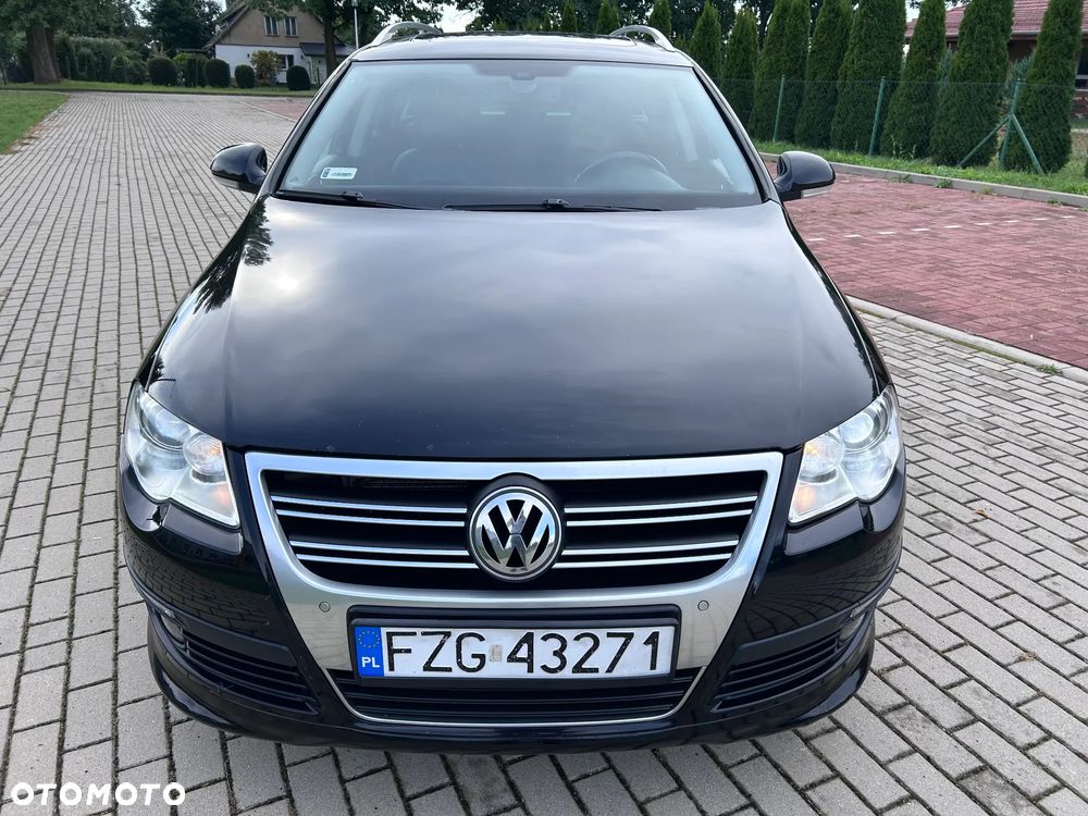 Volkswagen Passat Variant 2.0 TDI DPF R-Line Edition Plus - 8
