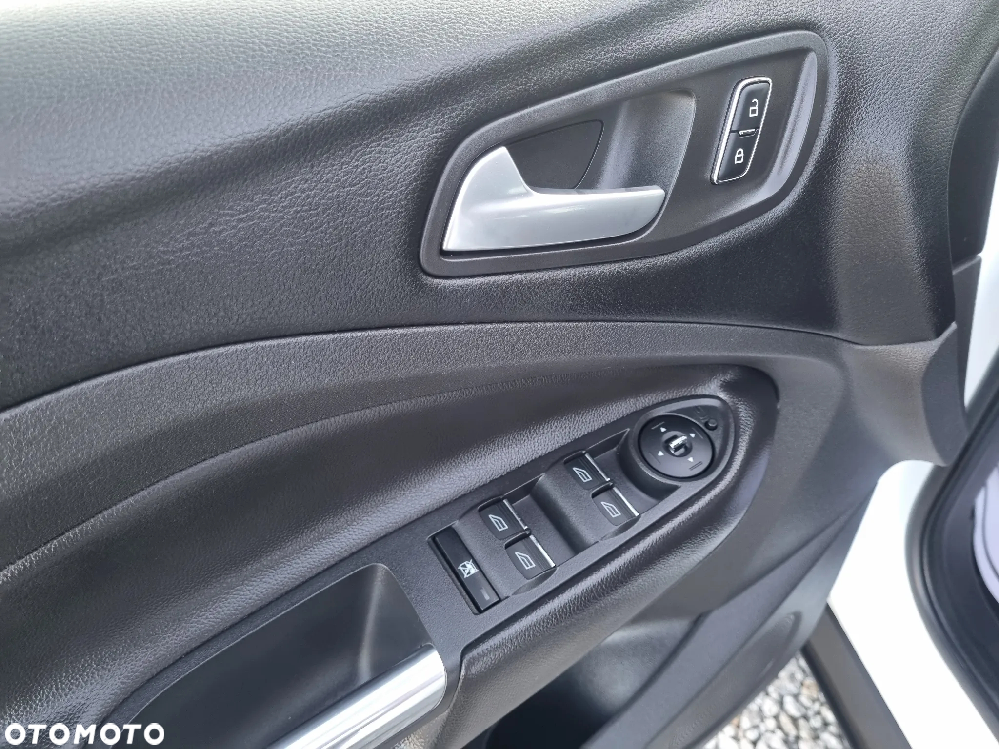 Ford Kuga 2.0 TDCi Trend FWD - 27
