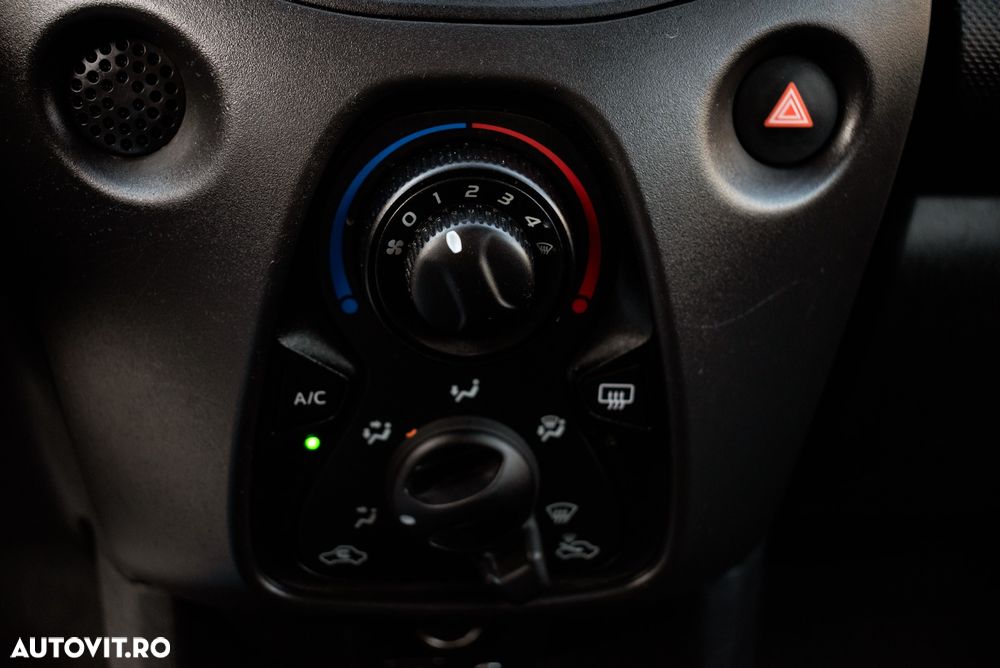 Toyota Aygo 1.0 VVY-I 5 usi X - 25