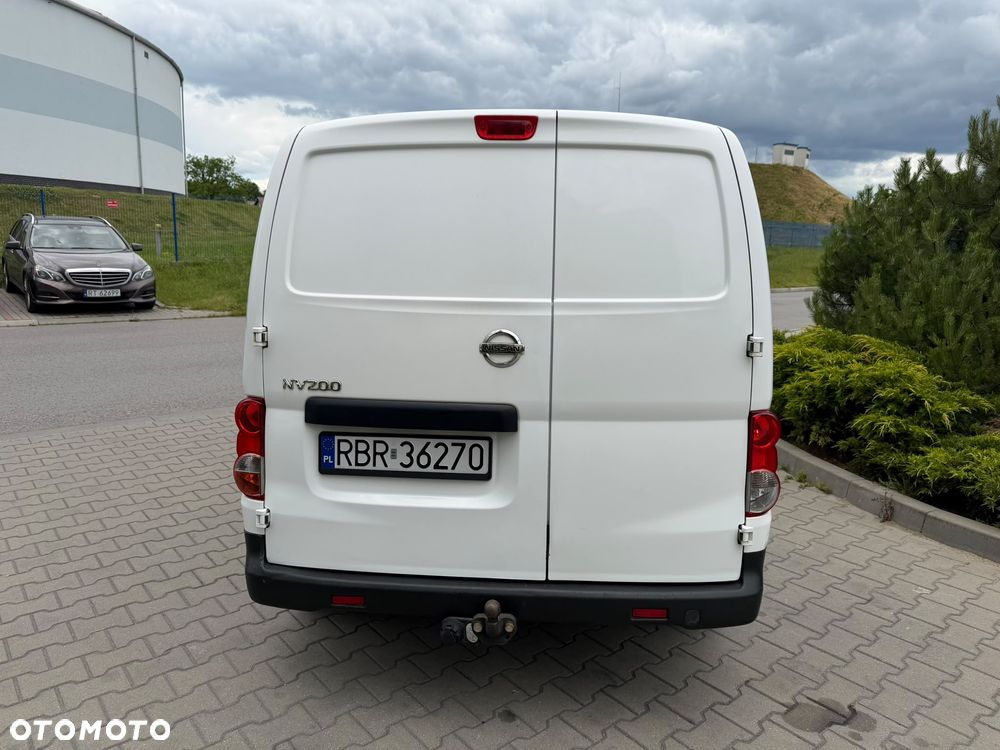 Nissan NV 200 - 4
