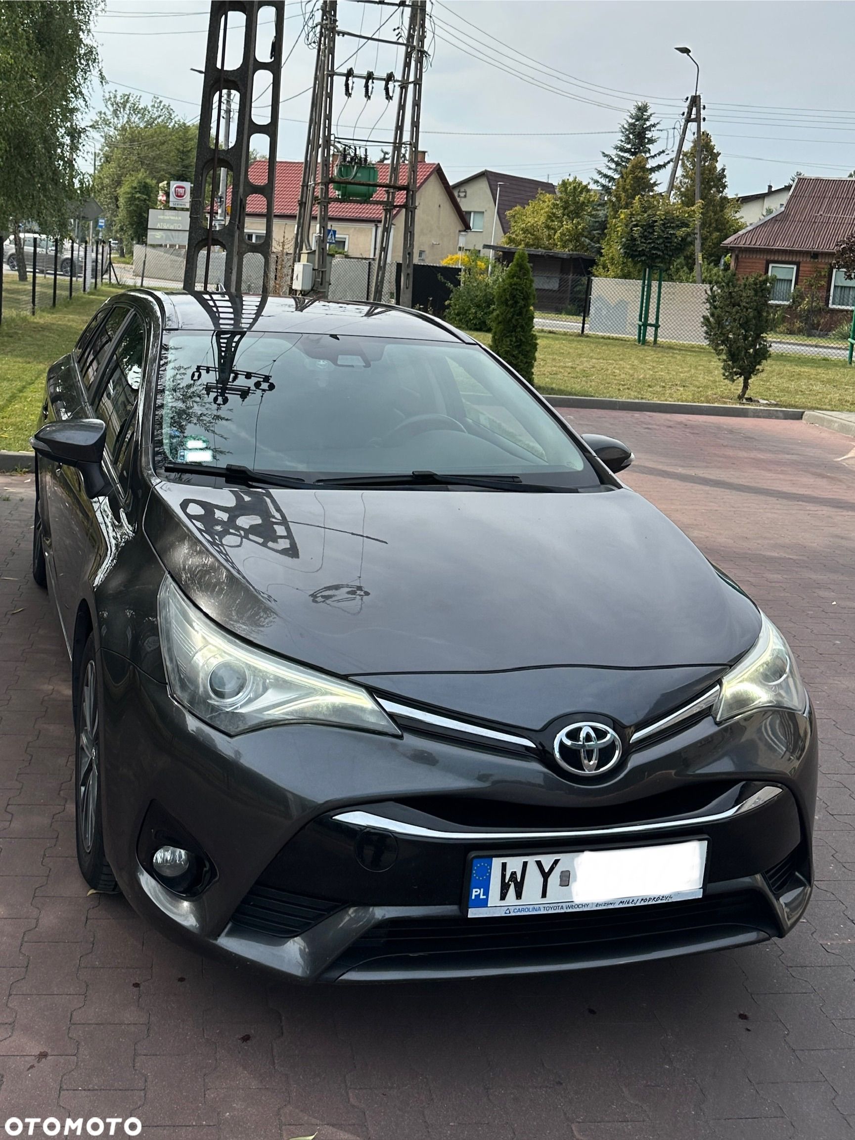 Toyota Avensis 1.8 Premium MS - 1