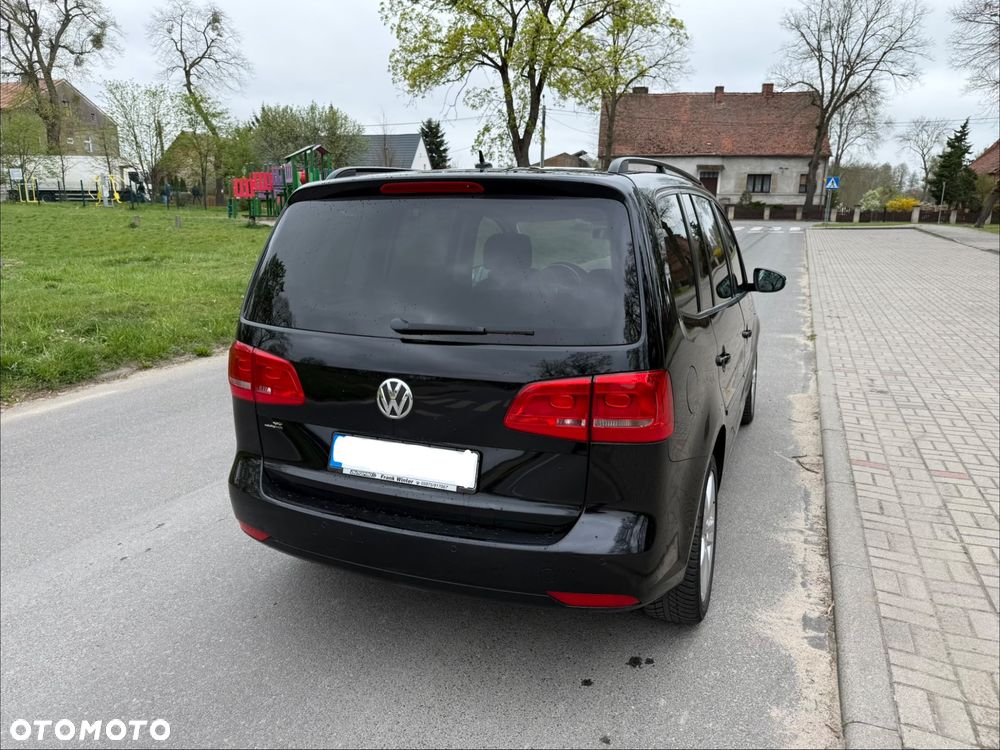 Volkswagen Touran 2.0 TDI DPF DSG MATCH - 6