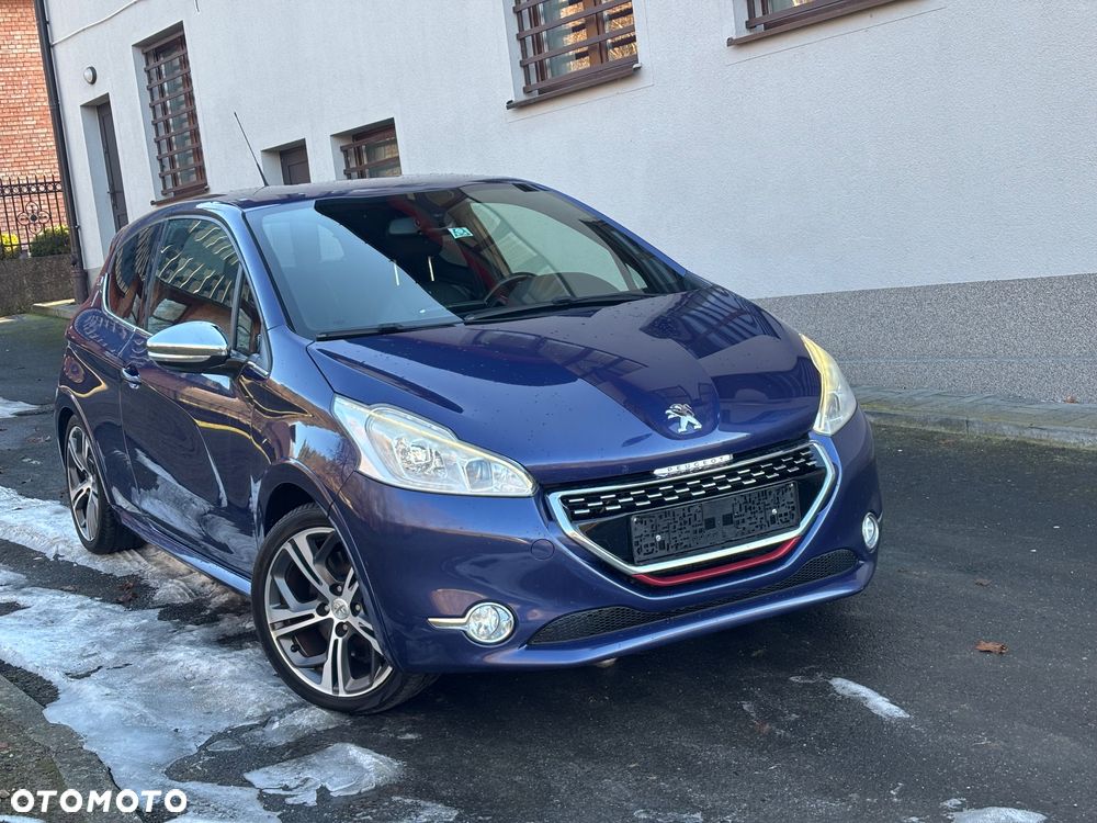 Peugeot 208 1.6 THP GTi - 2