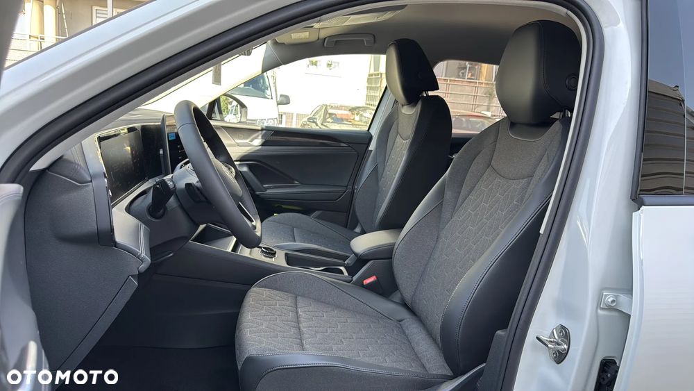 Volkswagen Tiguan 1.5 eTSI Life Plus DSG - 17