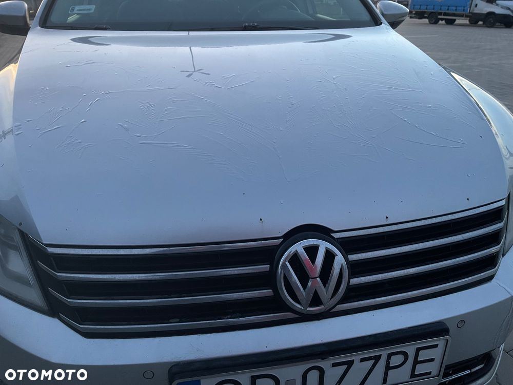 Volkswagen Passat 2.0 TSI Highline - 28