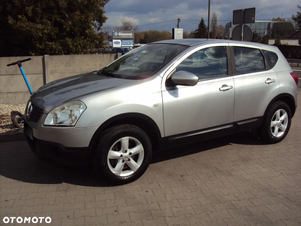 Nissan Qashqai 2.0 4 x 4 visia - 1