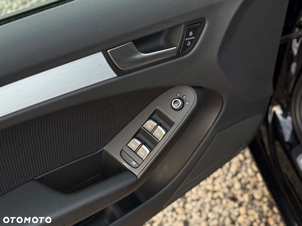 Audi A4 Avant 2.0 TDI DPF S line Sportpaket - 18