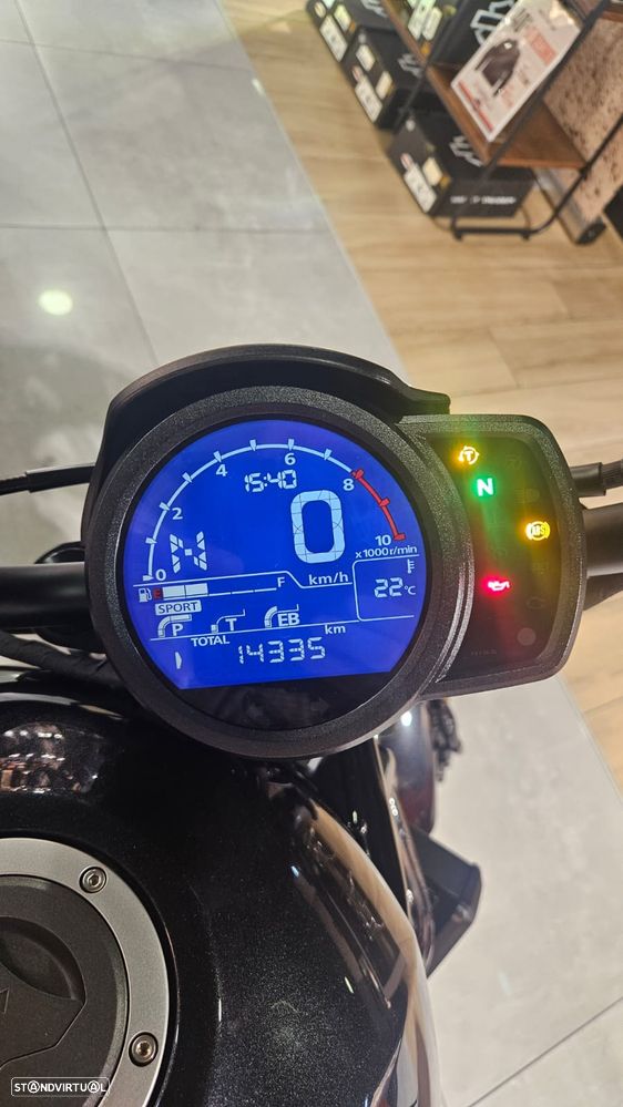 Honda CMX Rebel 1100 - 11