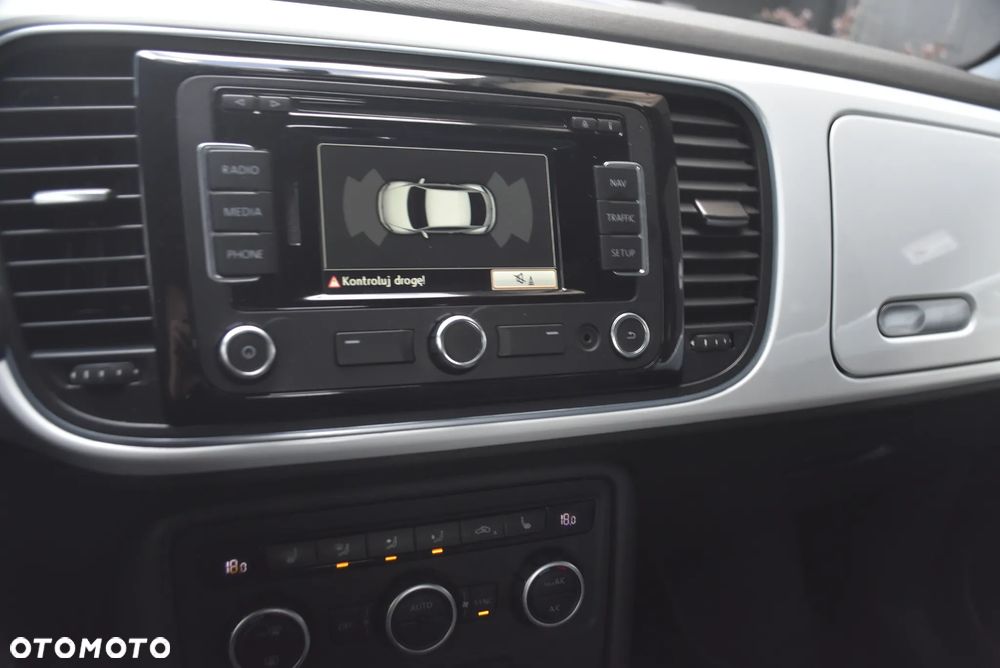 Volkswagen Beetle 1.6 TDI iBeetle Design - 12