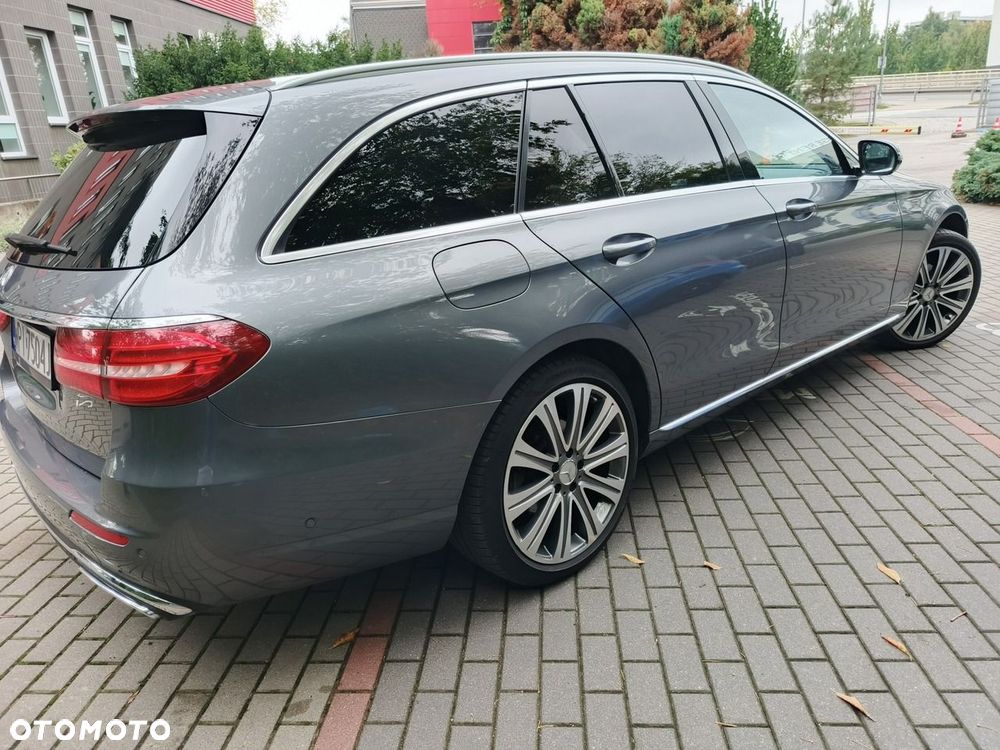 Mercedes-Benz Klasa E 220 d 9G-TRONIC - 3