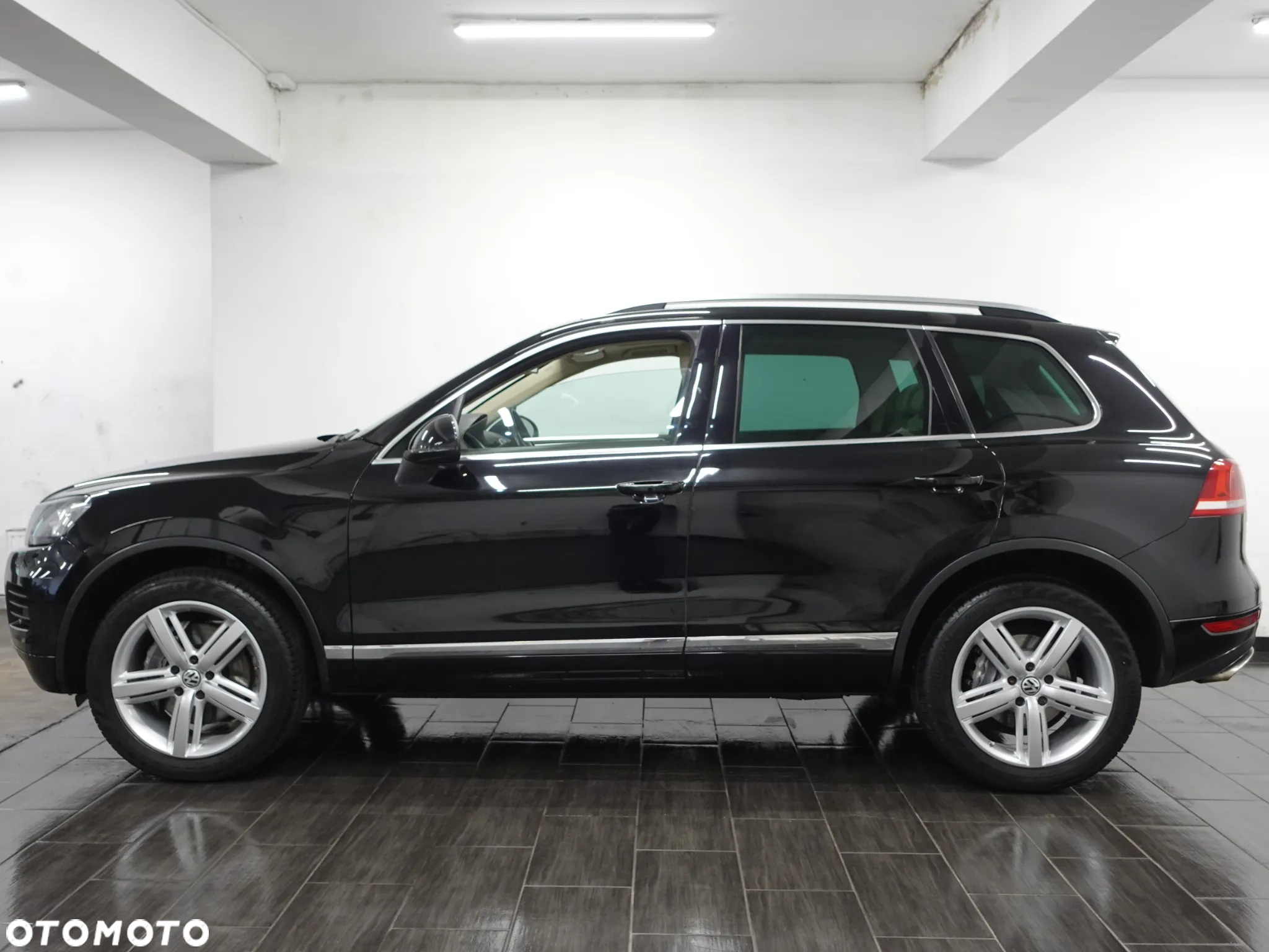 Volkswagen Touareg 4.2 V8 TDI DPF Automatik Exclusive - 5
