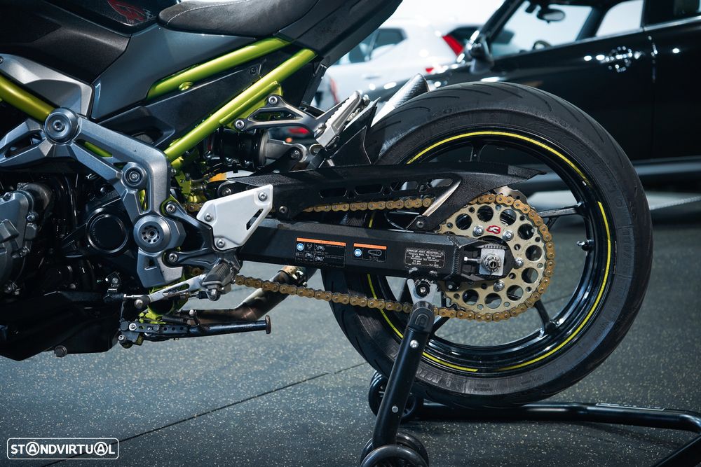 Kawasaki Z Z900 - 6