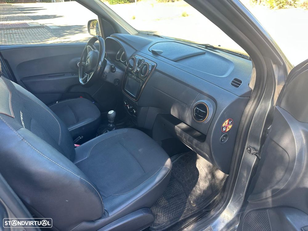 Dacia Lodgy 1.5 dCi Confort+ 7L - 8