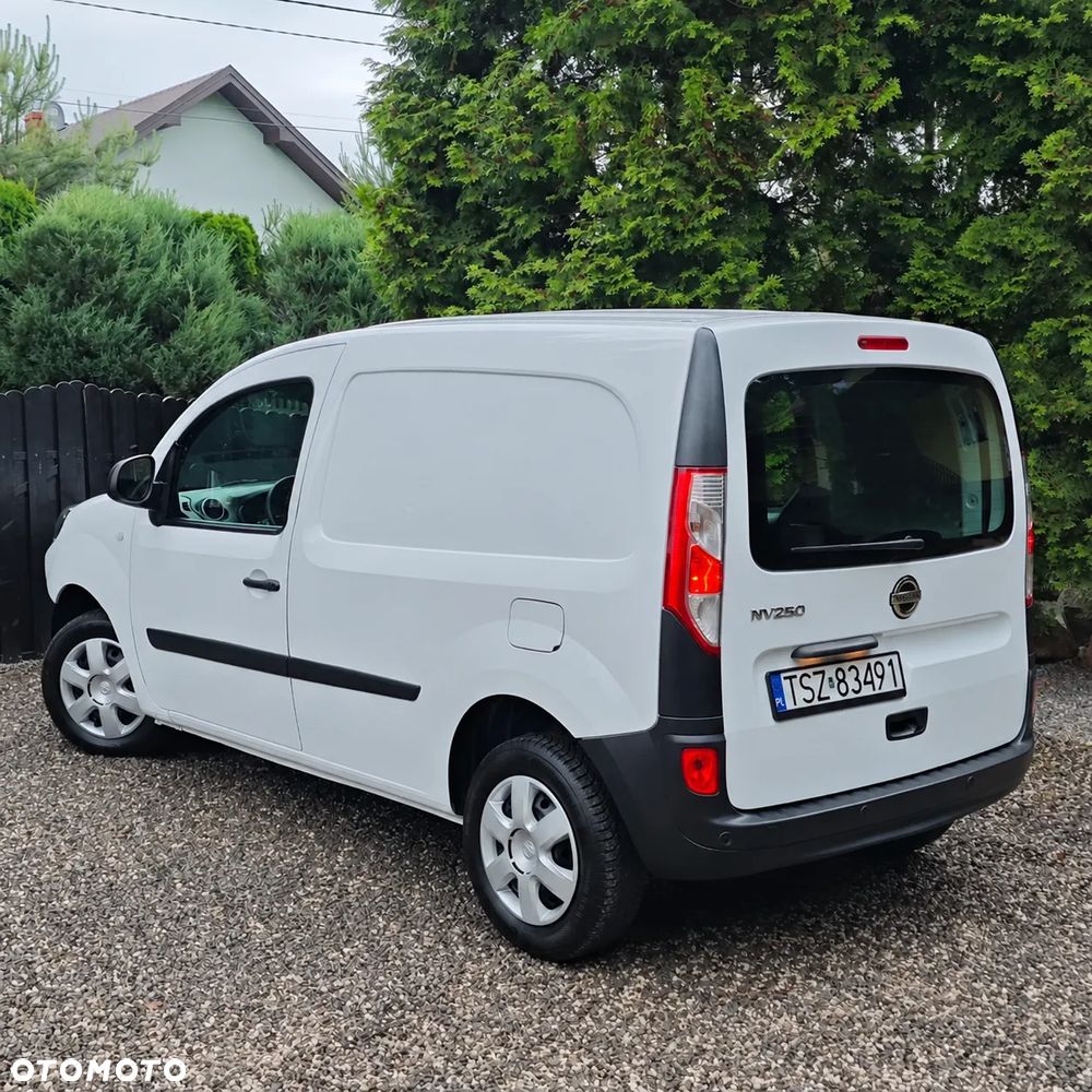 Nissan NV250 - 4