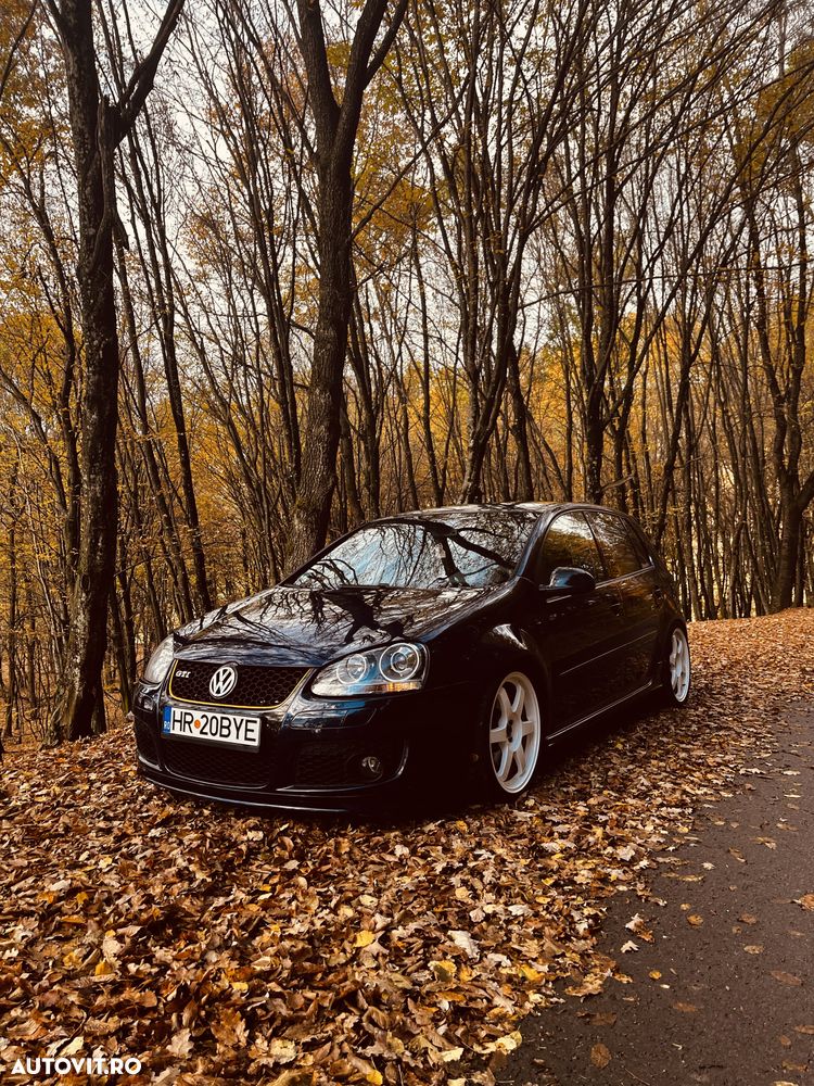 Volkswagen Golf 2.0 GTI - 11