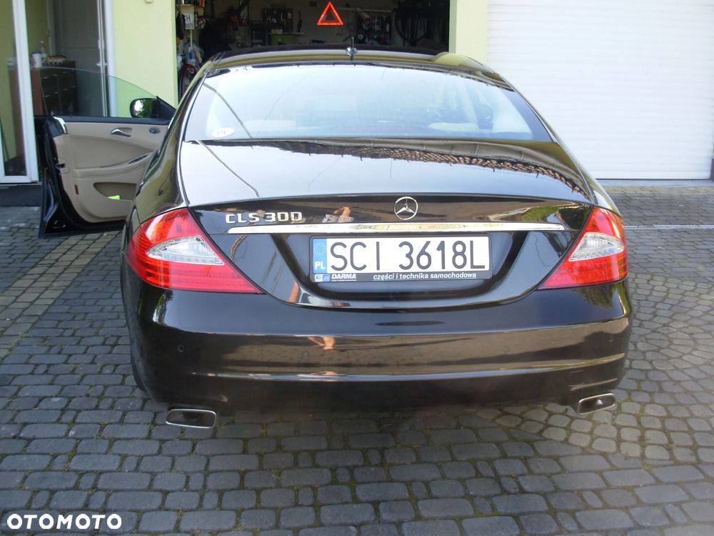 Mercedes-Benz CLS 300 - 14