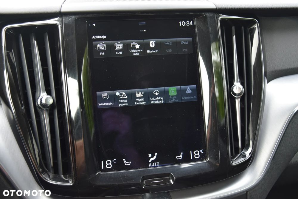 Volvo XC 60 B4 D AWD Geartronic Momentum Pro - 33