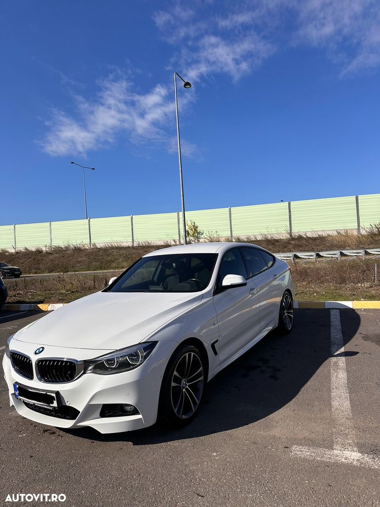BMW Seria 3 330i xDrive AT M Sport Shadow - 1