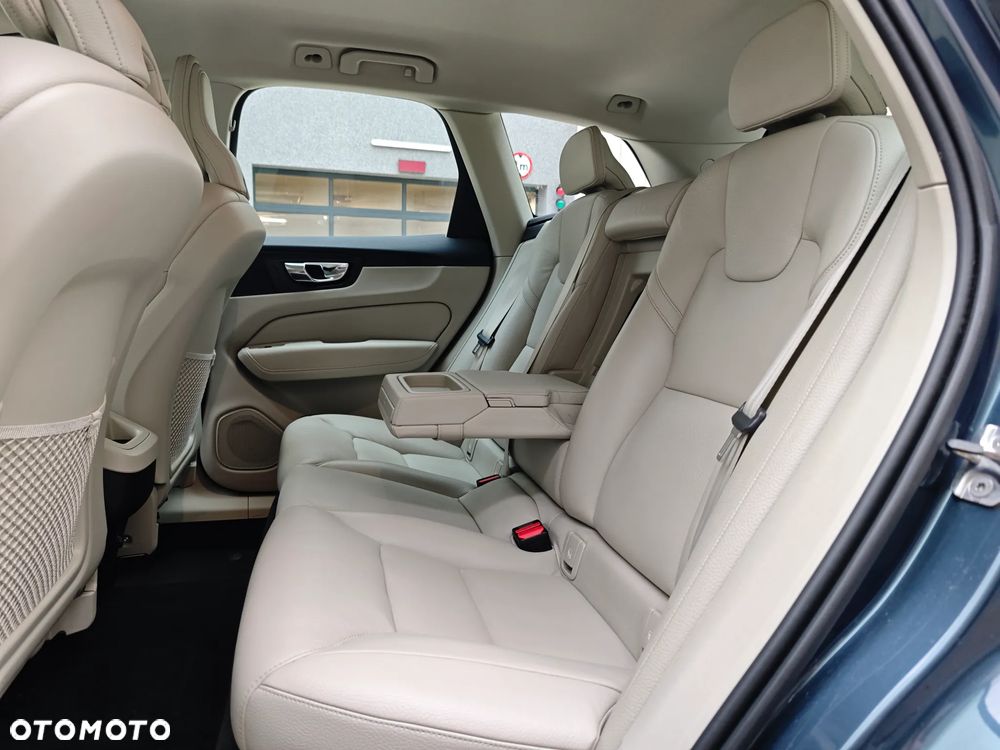 Volvo XC 60 D4 Inscription - 12