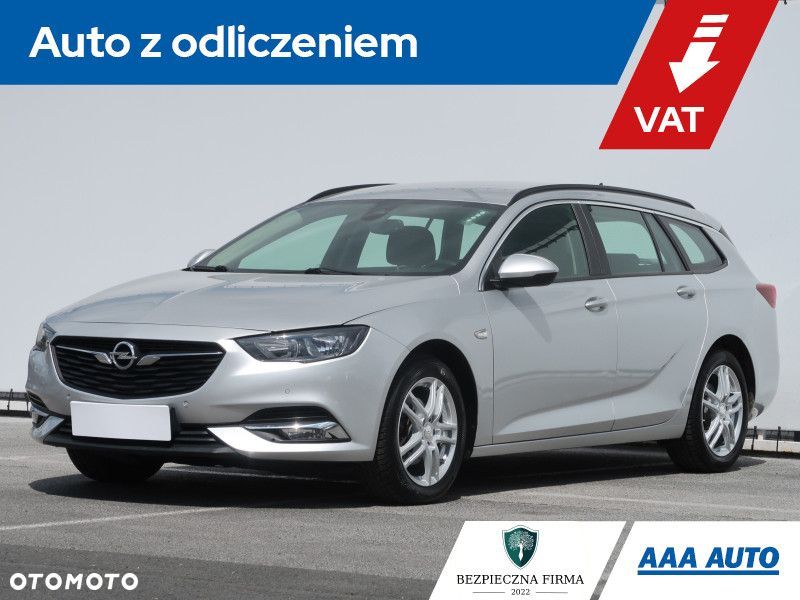 Opel Insignia - 1