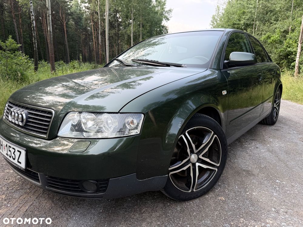 Audi A4 Limousine 2.4 - 5