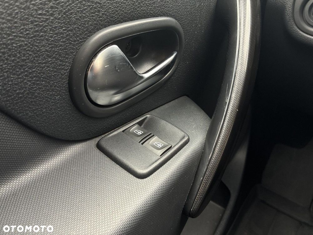 Dacia Sandero 1.0 SCe Laureate - 22