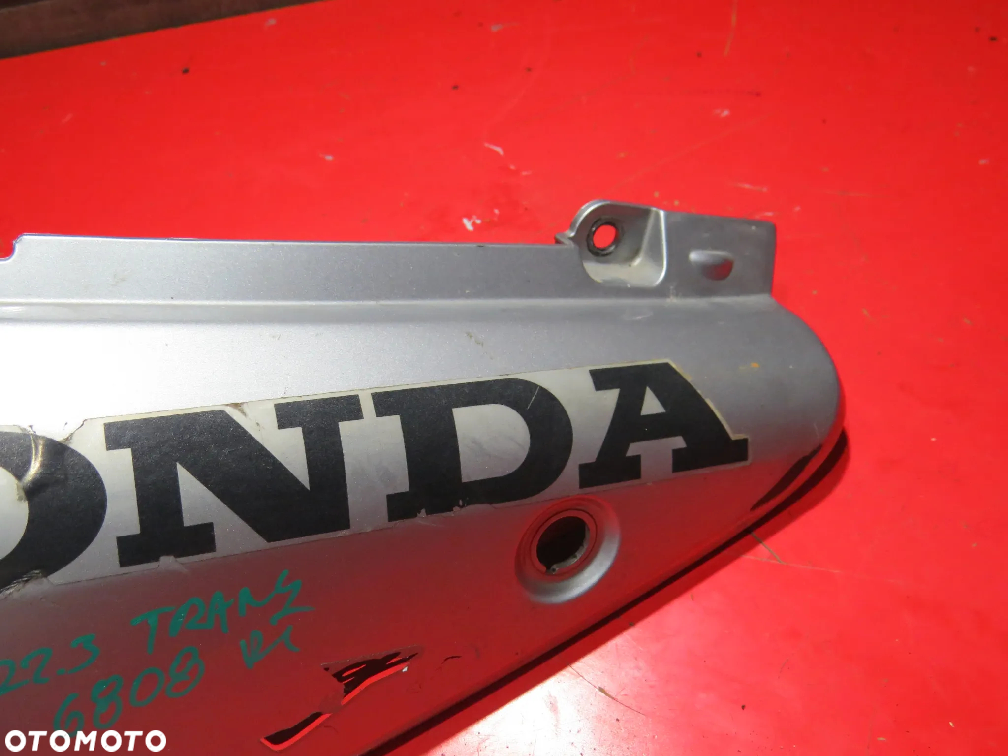 HONDA TRANSALP XL650V XL 650 zadupek ogon owiewka osłona tył  tylna - 2