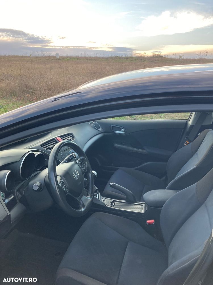 Honda Civic 1.8i Sport - 7