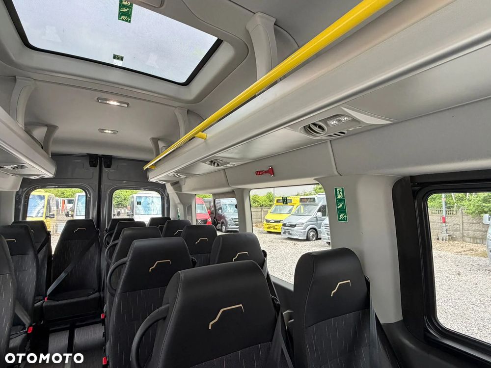 Ford Transit - 21