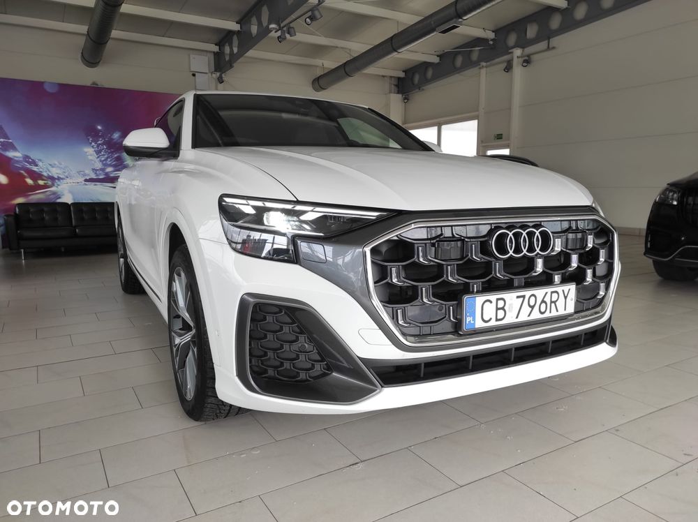 Audi Q8 - 3
