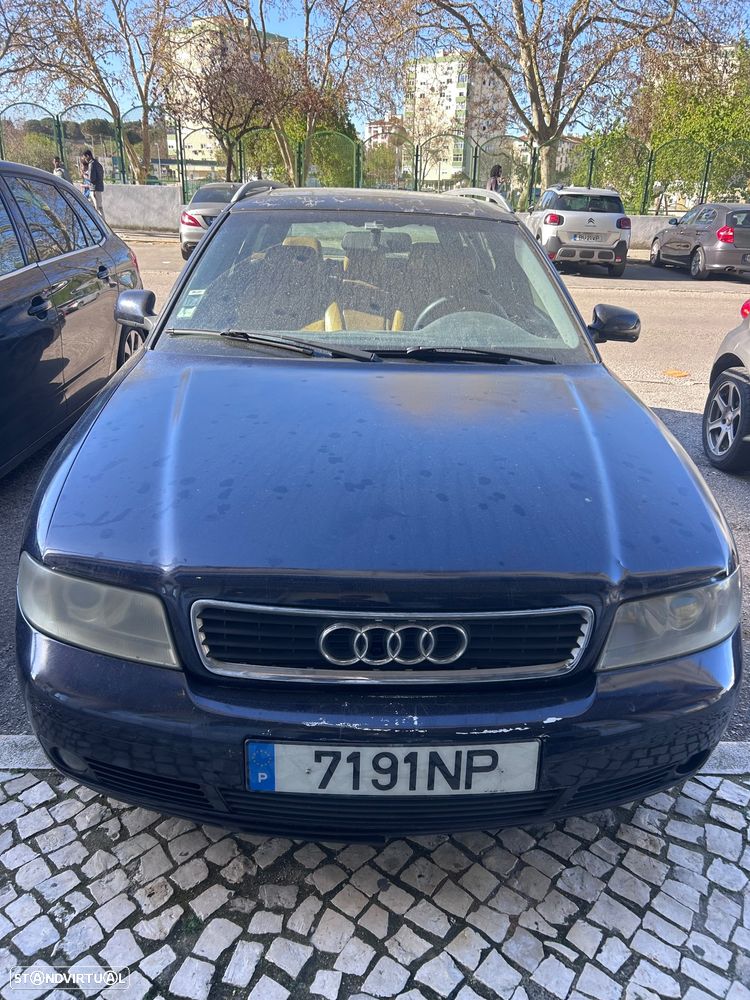 Audi A4 Avant 1.9 TDI Attraction - 1
