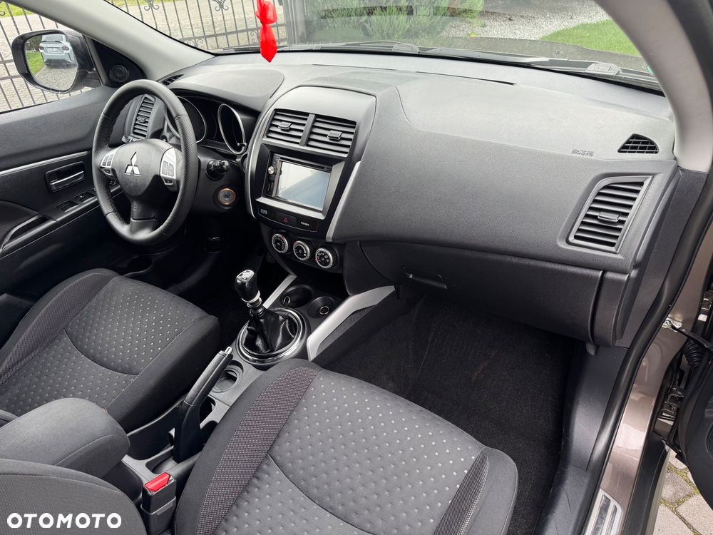 Mitsubishi ASX - 14