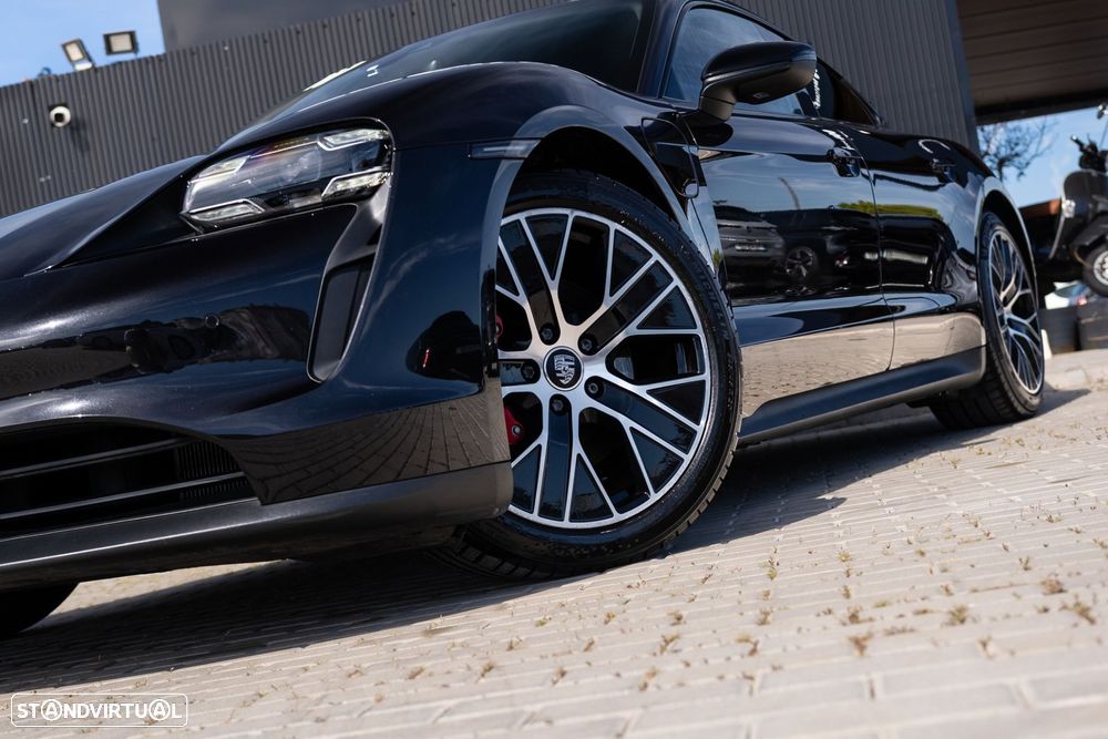 Porsche Taycan 4S - 3