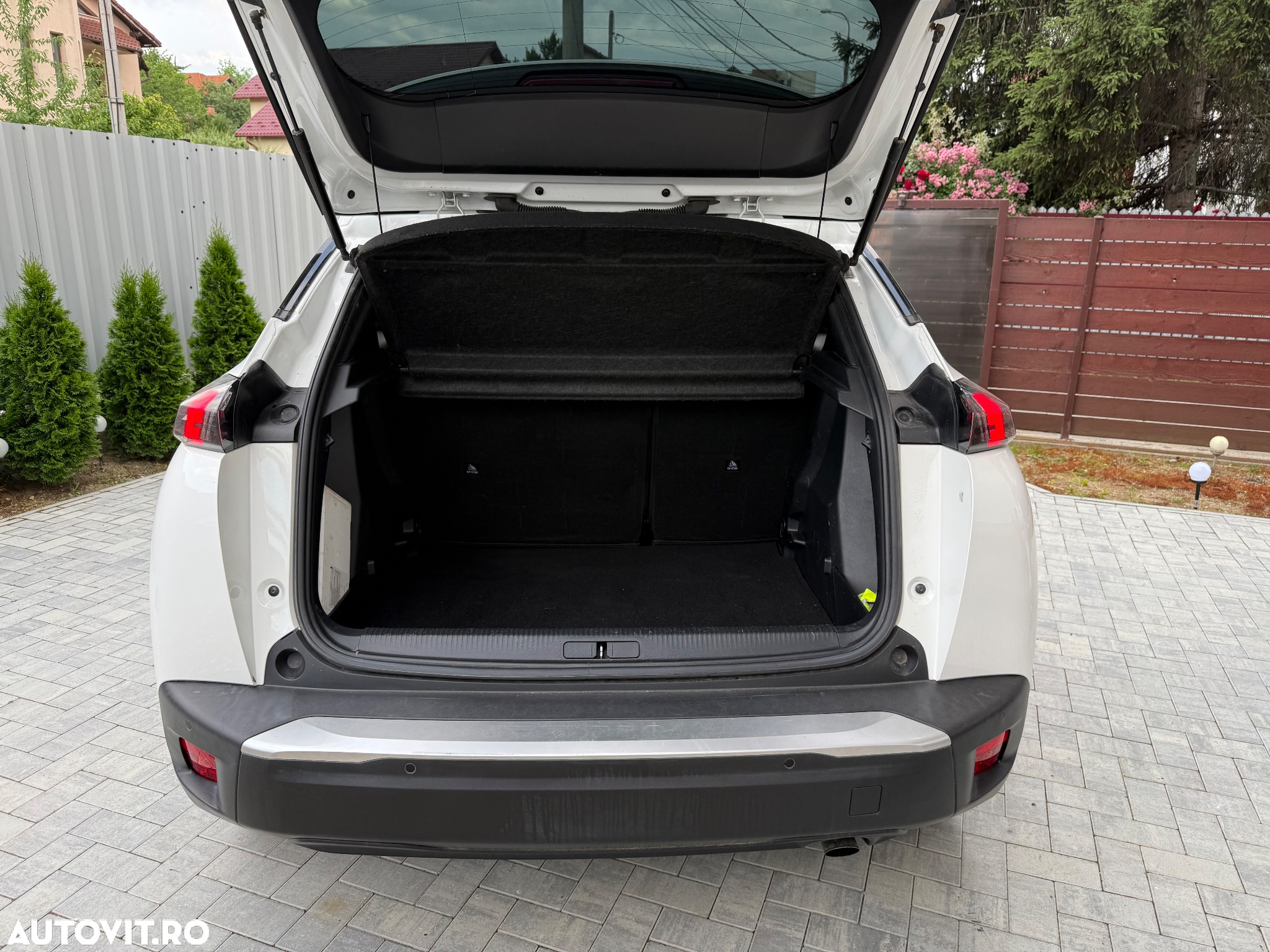 Peugeot 2008 1.5 BlueHDI FAP Active - 19