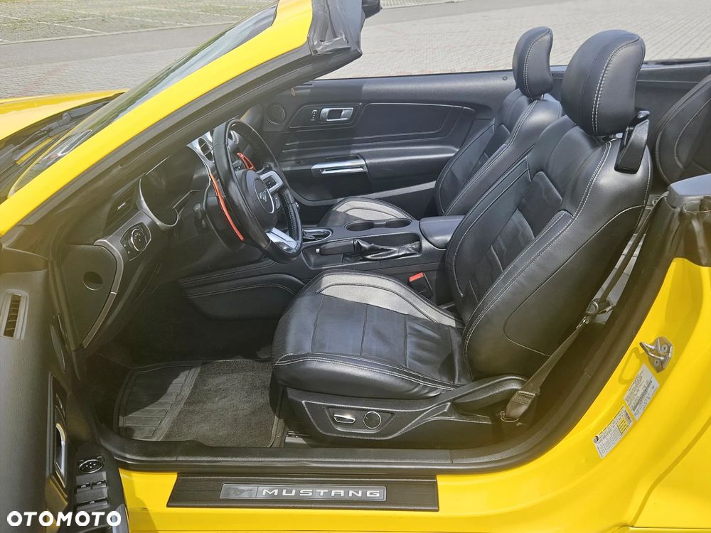 Ford Mustang Cabrio 2.3 Eco Boost - 11