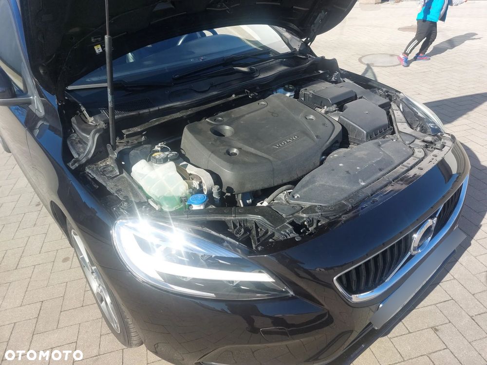 Volvo V40 D2 Drive-E SCR Momentum - 39