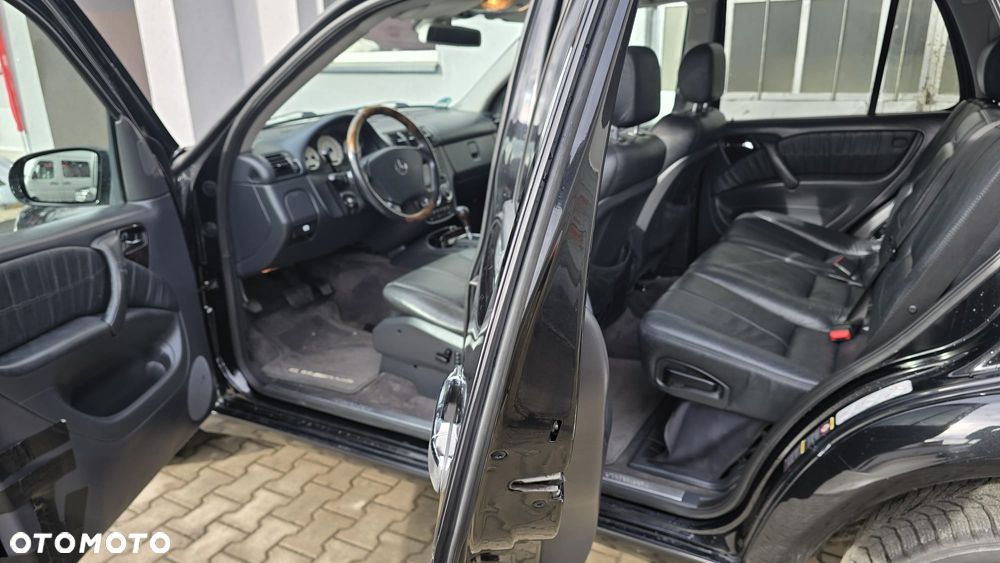 Mercedes-Benz ML - 6