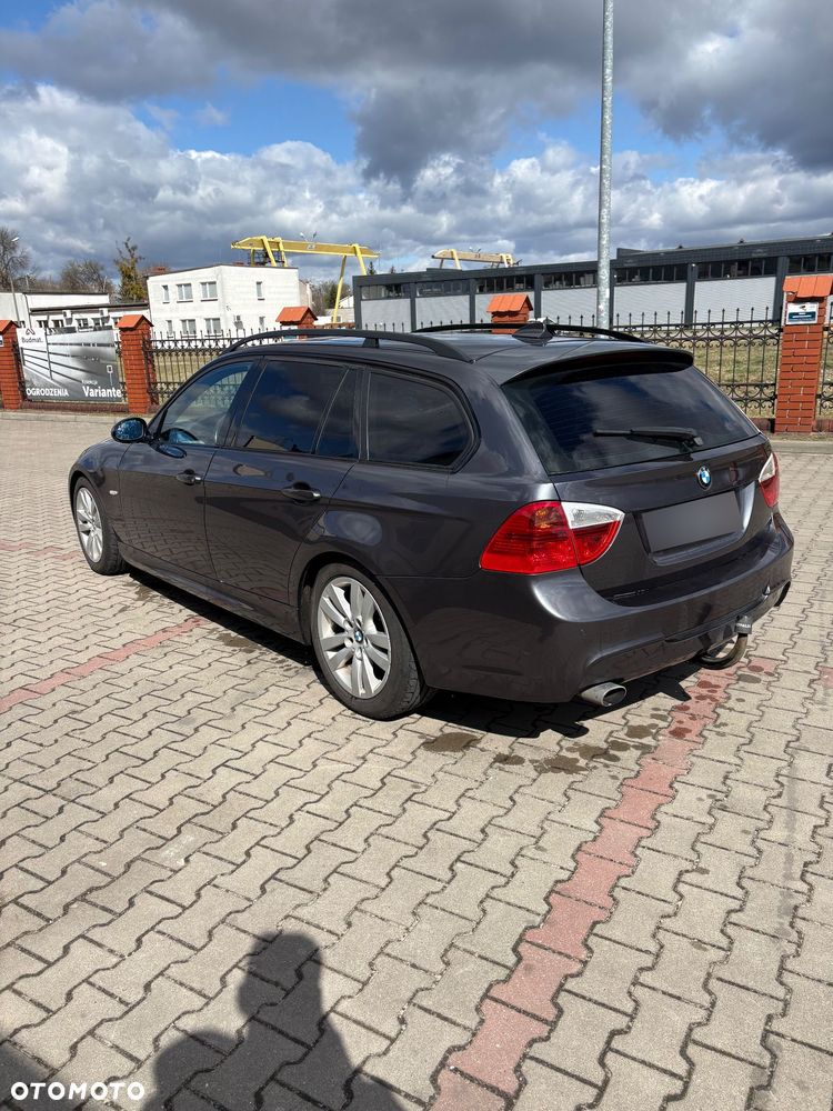 BMW Seria 3 320d DPF - 8