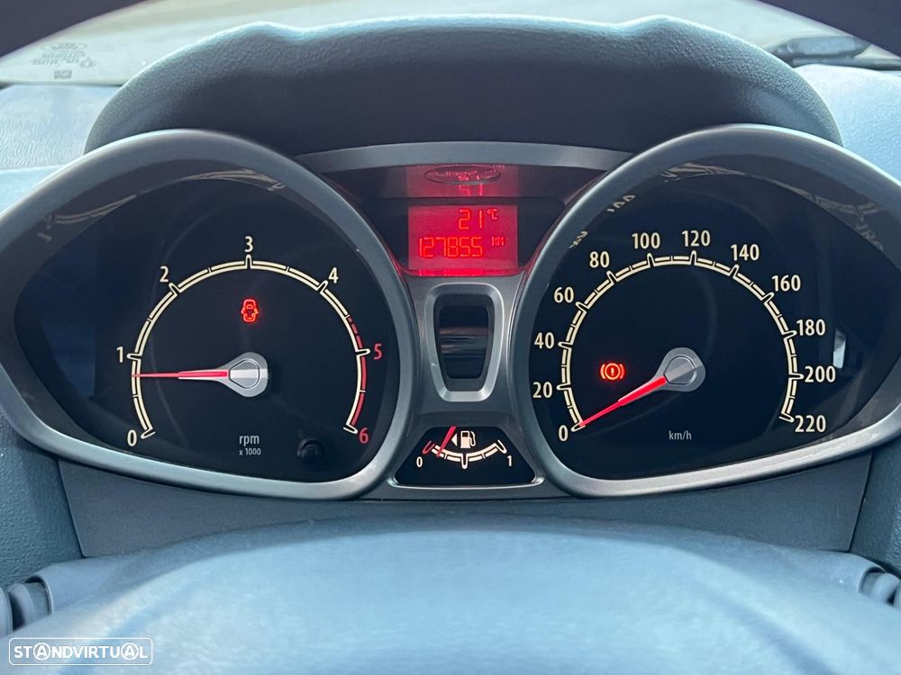 Ford Fiesta 1.4 TDCI Titanium - 14