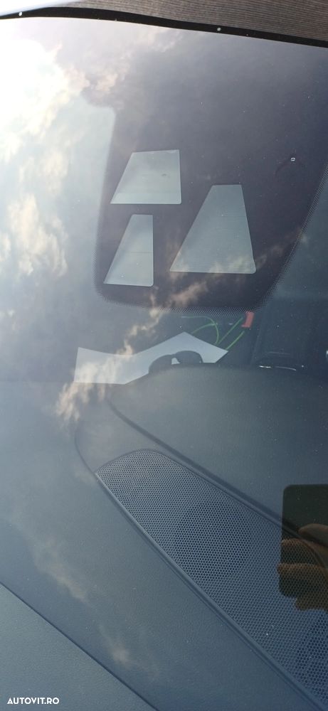 Ford Focus 2.0 TDCI Powershift Titanium - 8