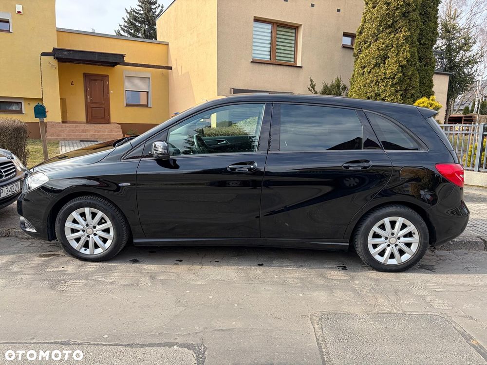 Mercedes-Benz Klasa B 180 (BlueEFFICIENCY) - 6