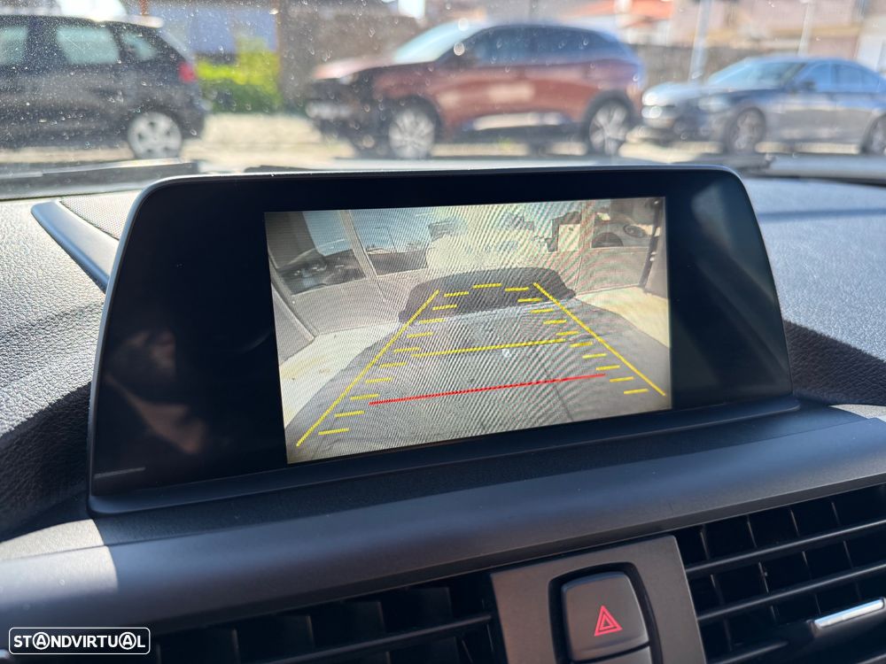 BMW 125 d Pack M - 22