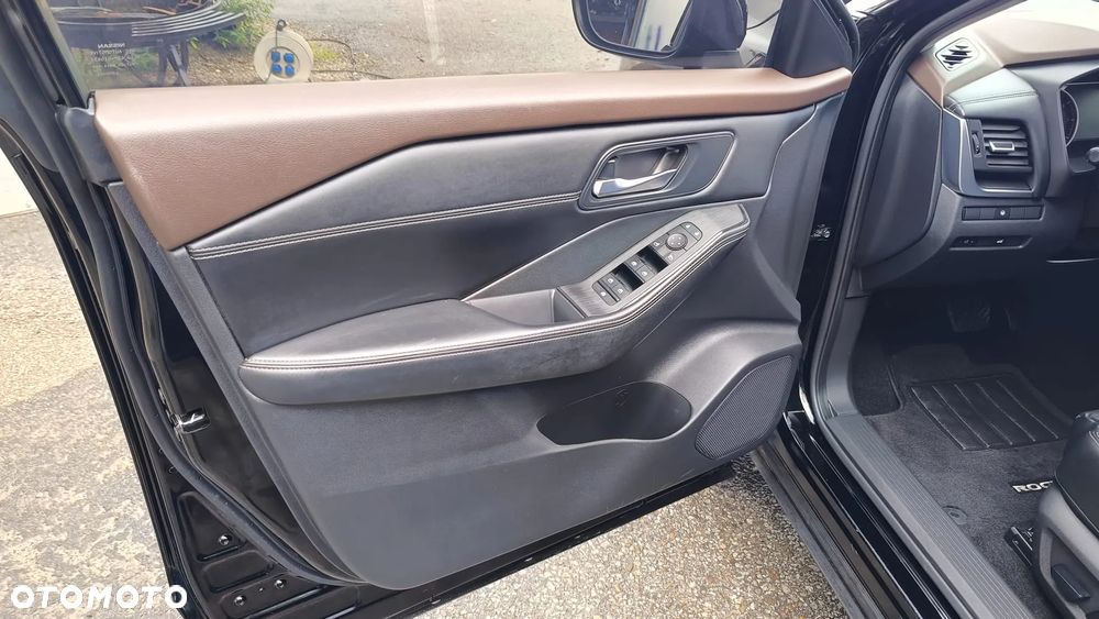 Nissan Rogue - 20