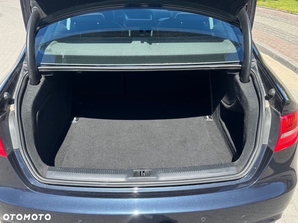 Audi A4 Limousine 2.0 TDI ultra - 22