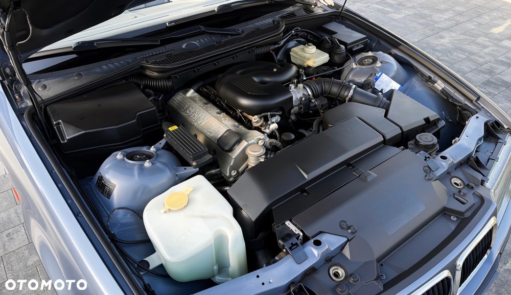 BMW Seria 3 - 26