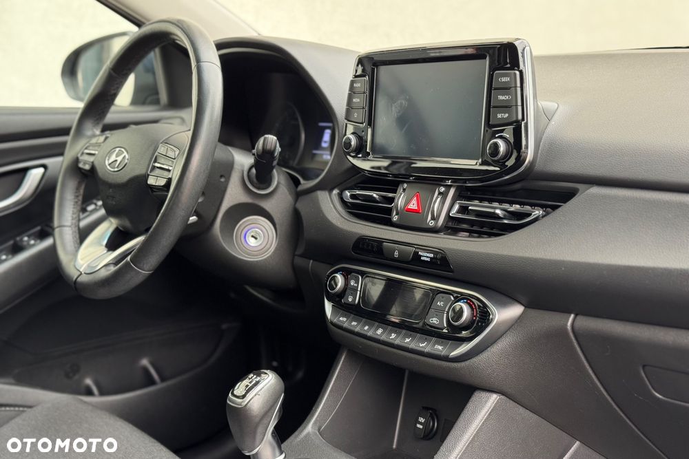 Hyundai i30 1.0 T-GDI Smart - 26
