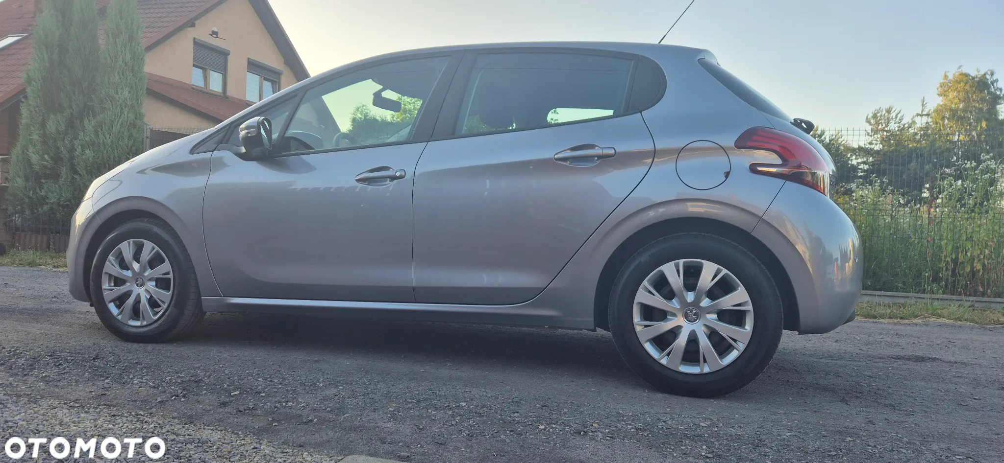 Peugeot 208 1.5 BlueHDi Active Pack S&S - 11