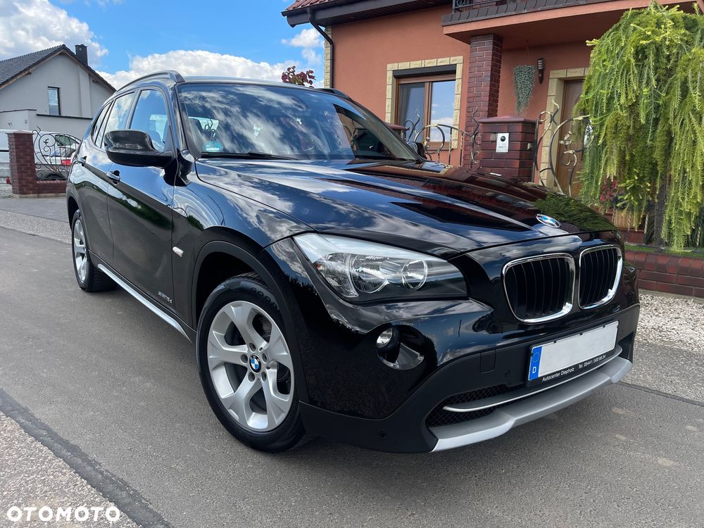 BMW X1 sDrive18d xLine - 11